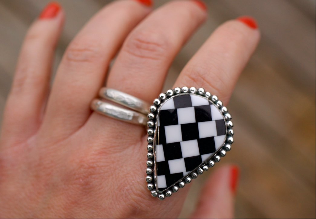 checkered ring size 9