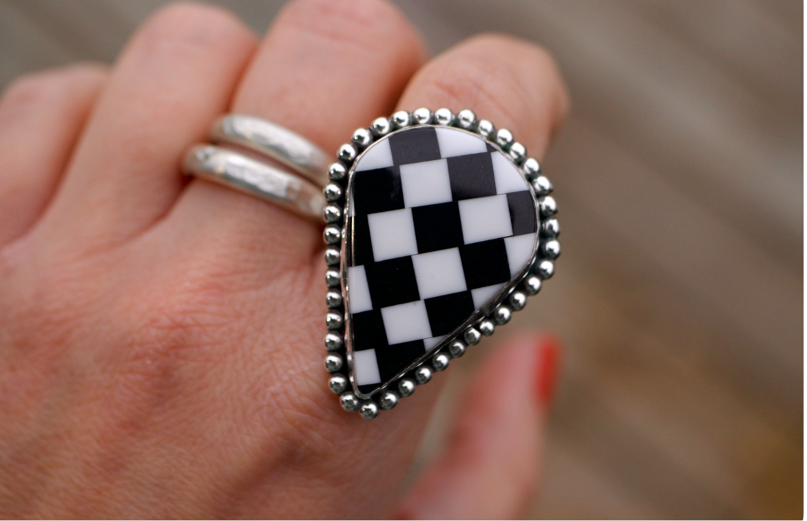 checkered ring size 9